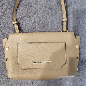 Steve Madden Beige Pebbled Faux Leather Crossbody Bag – EUC